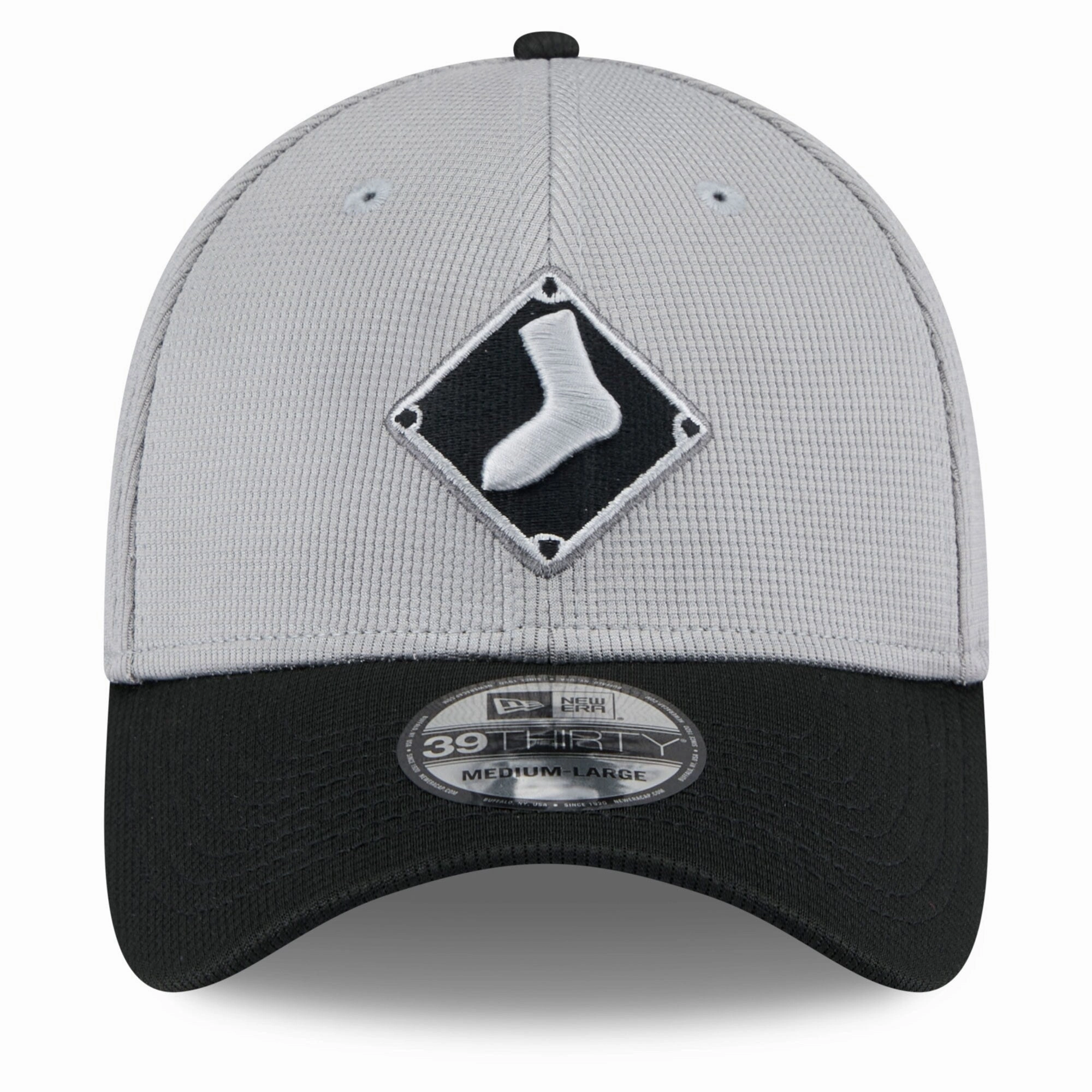 Men's Chicago White Sox New Era 2025 Batting Practice Gray/Black 39THIRTY Flex-Fit Hat