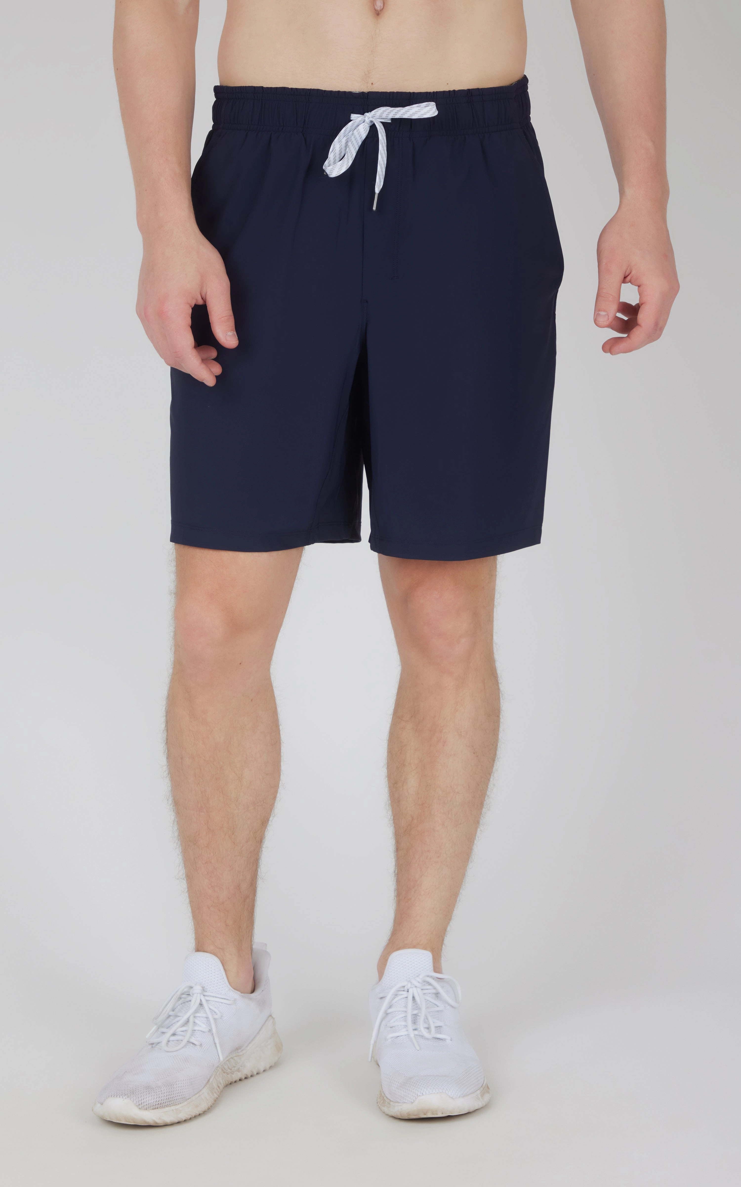 Men's Warp End Zone 8" Mesh Short
