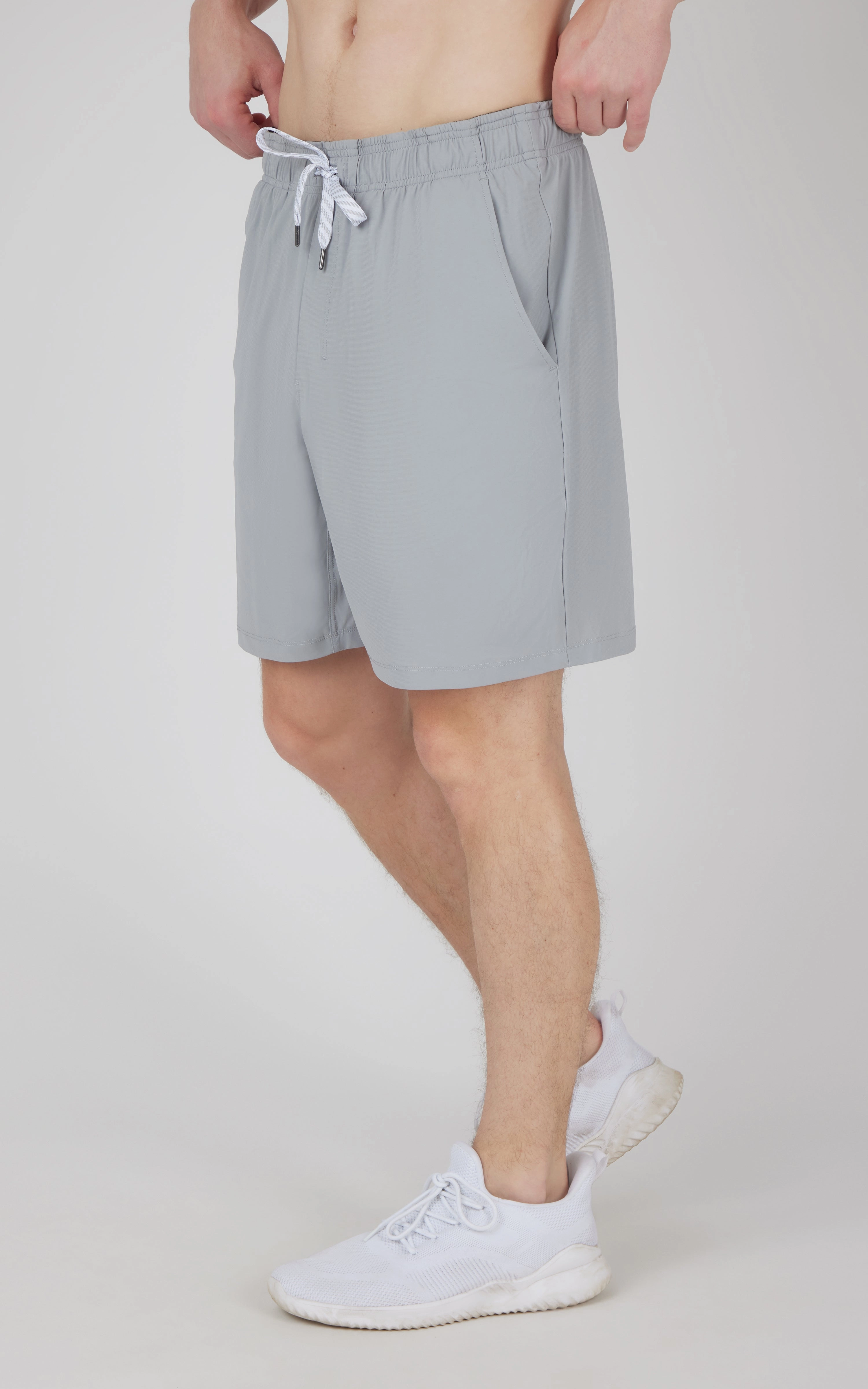 Men's Warp End Zone 8" Mesh Short