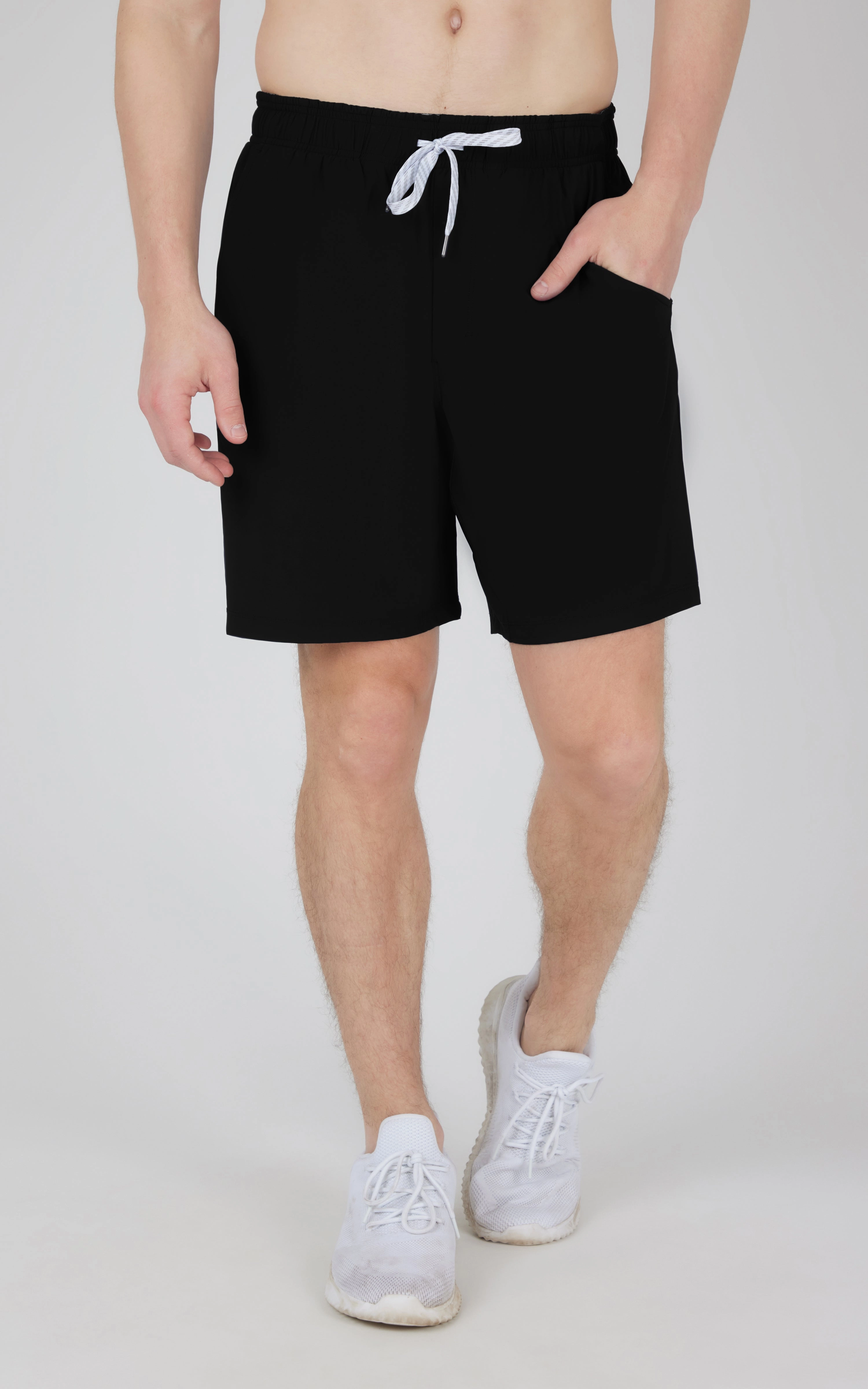 Men's Warp End Zone 8" Mesh Short