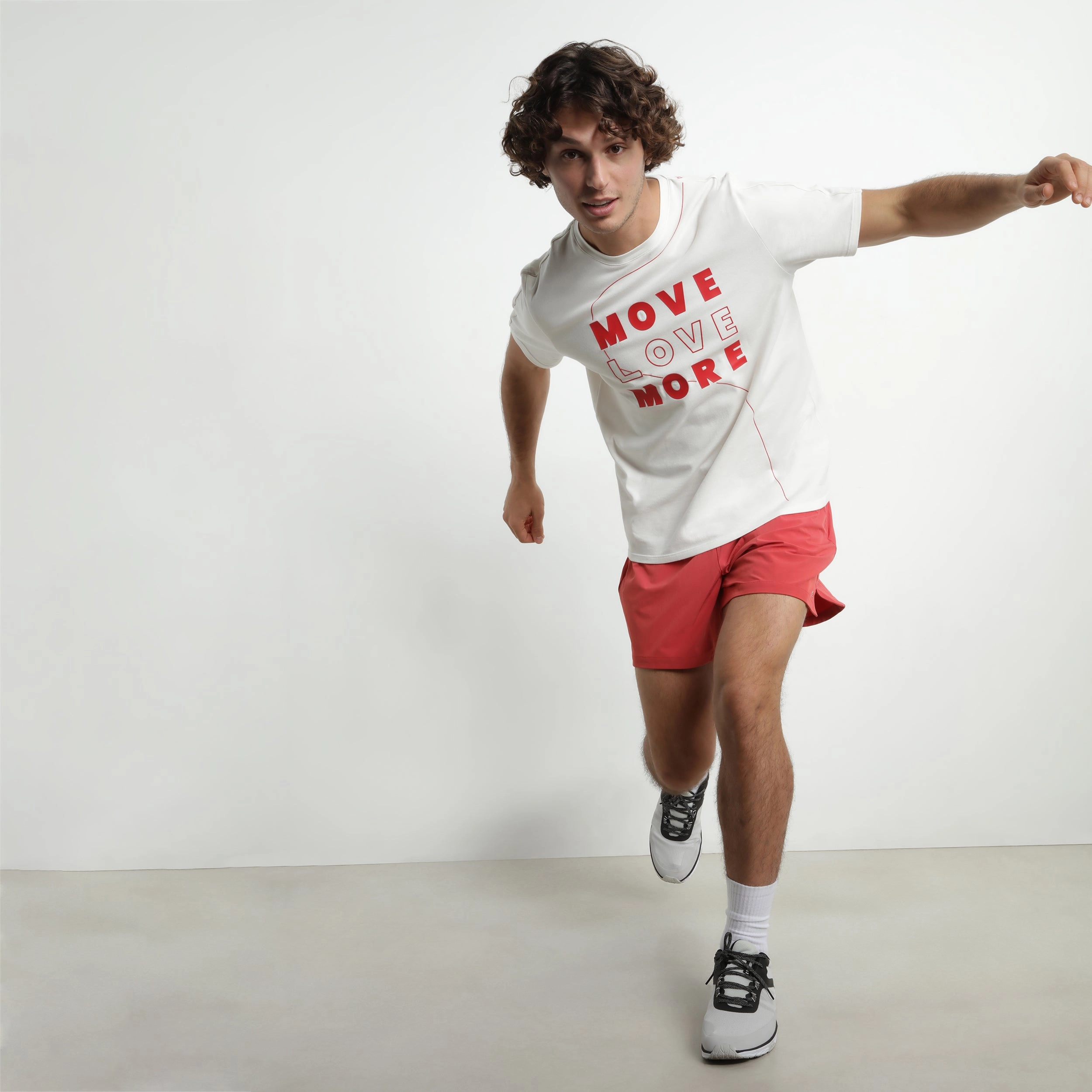 Short de sport homme en matière aérée Rouge Dim Move