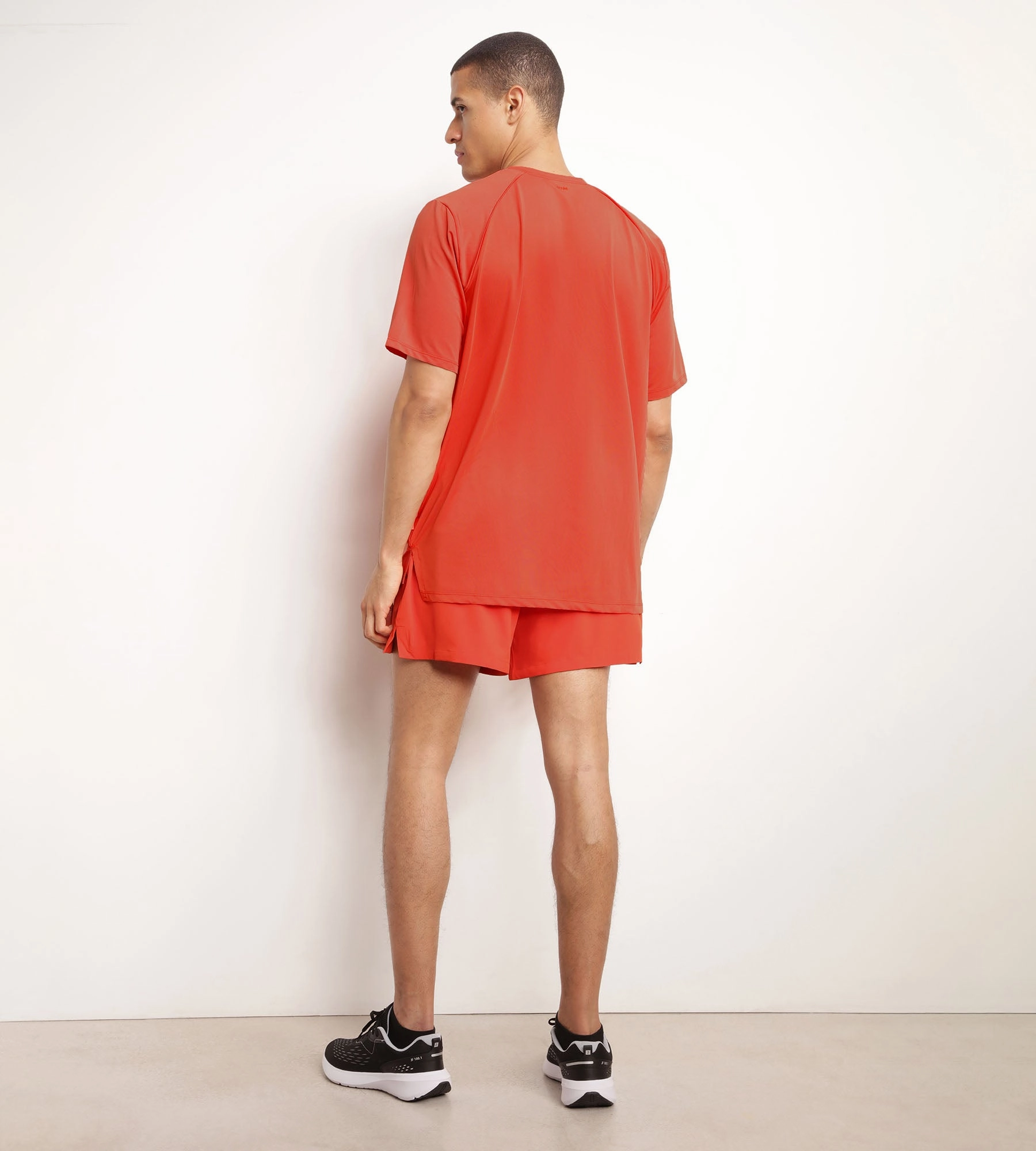 Short de sport homme en matière aérée Rouge Dim Move