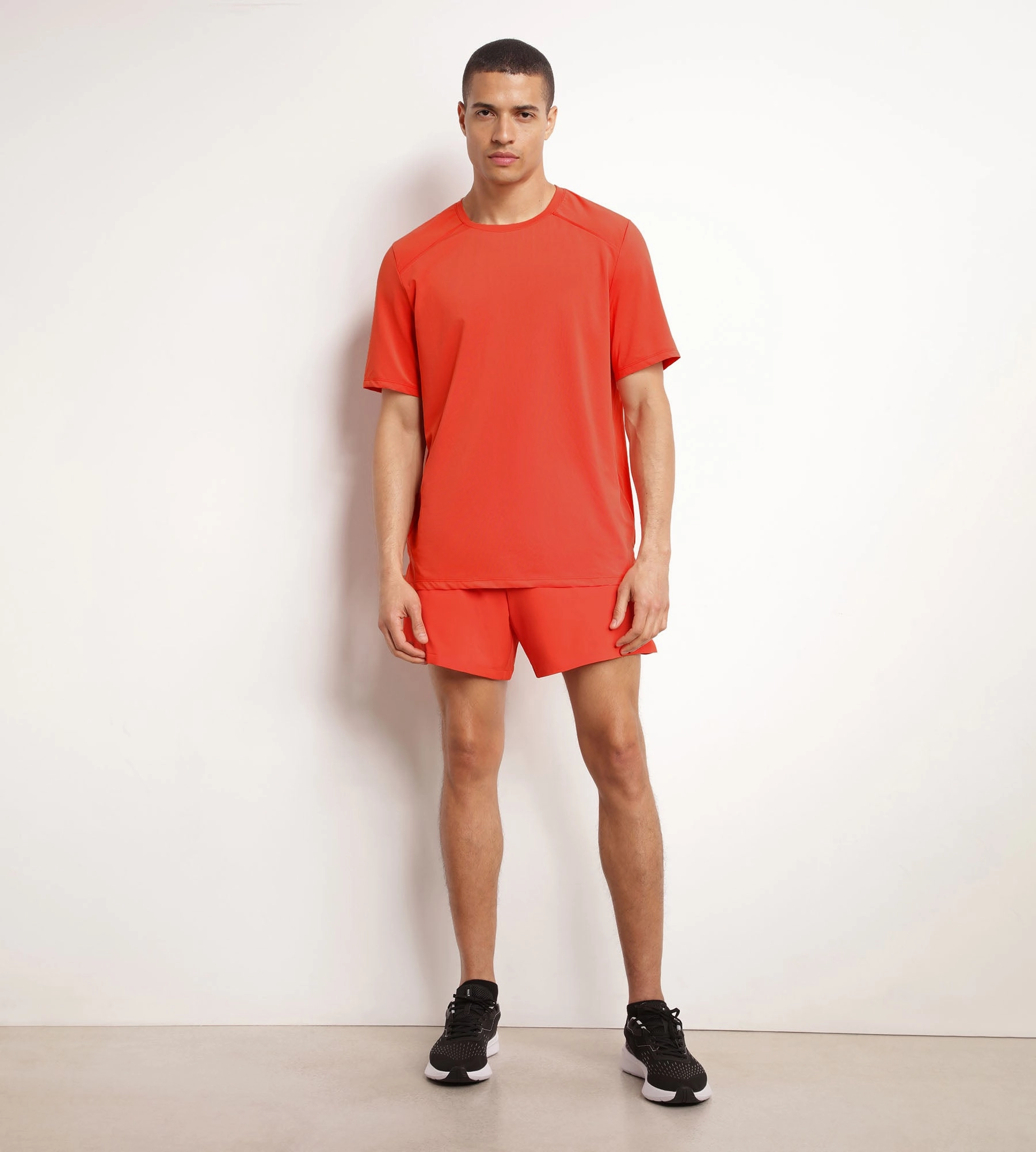 Short de sport homme en matière aérée Rouge Dim Move