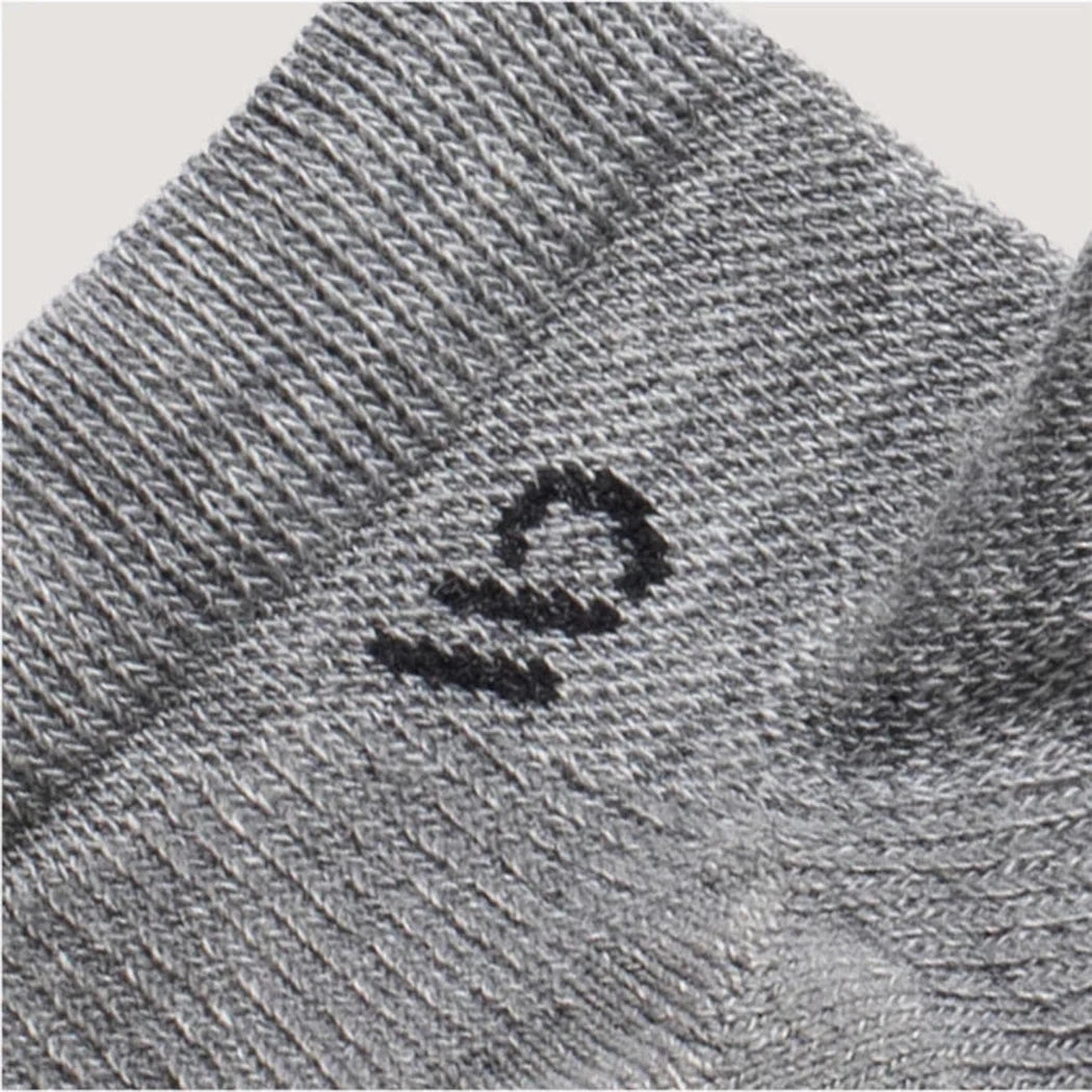 Wide Open Men's Solid Midweight No Show Sock